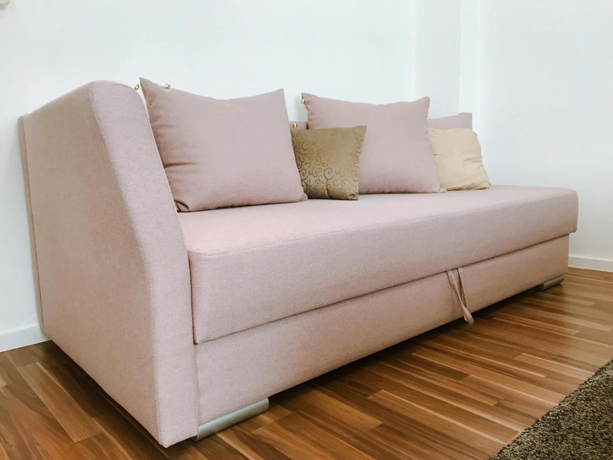 Ferienwohnung In Der Fussgaengerzone Gartenblick - Studio Apartment Eisenstadt Dış mekan fotoğraf