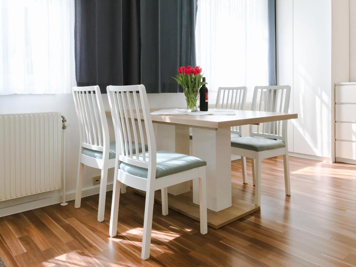 Ferienwohnung In Der Fussgaengerzone Gartenblick - Studio Apartment Eisenstadt Dış mekan fotoğraf